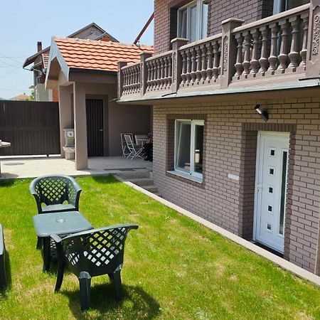 Garden Apartmani Jagodina Eksteriør billede