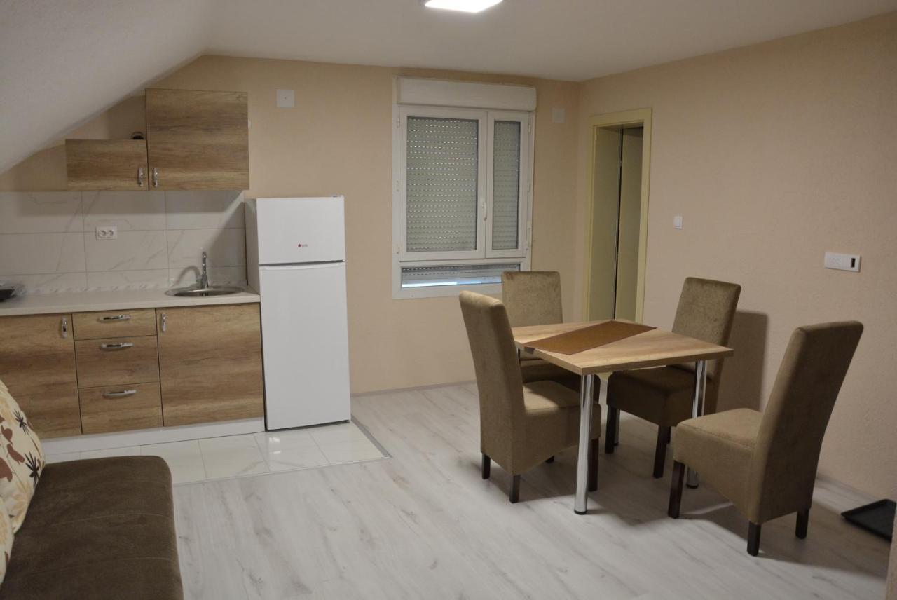 Garden Apartmani Jagodina Eksteriør billede